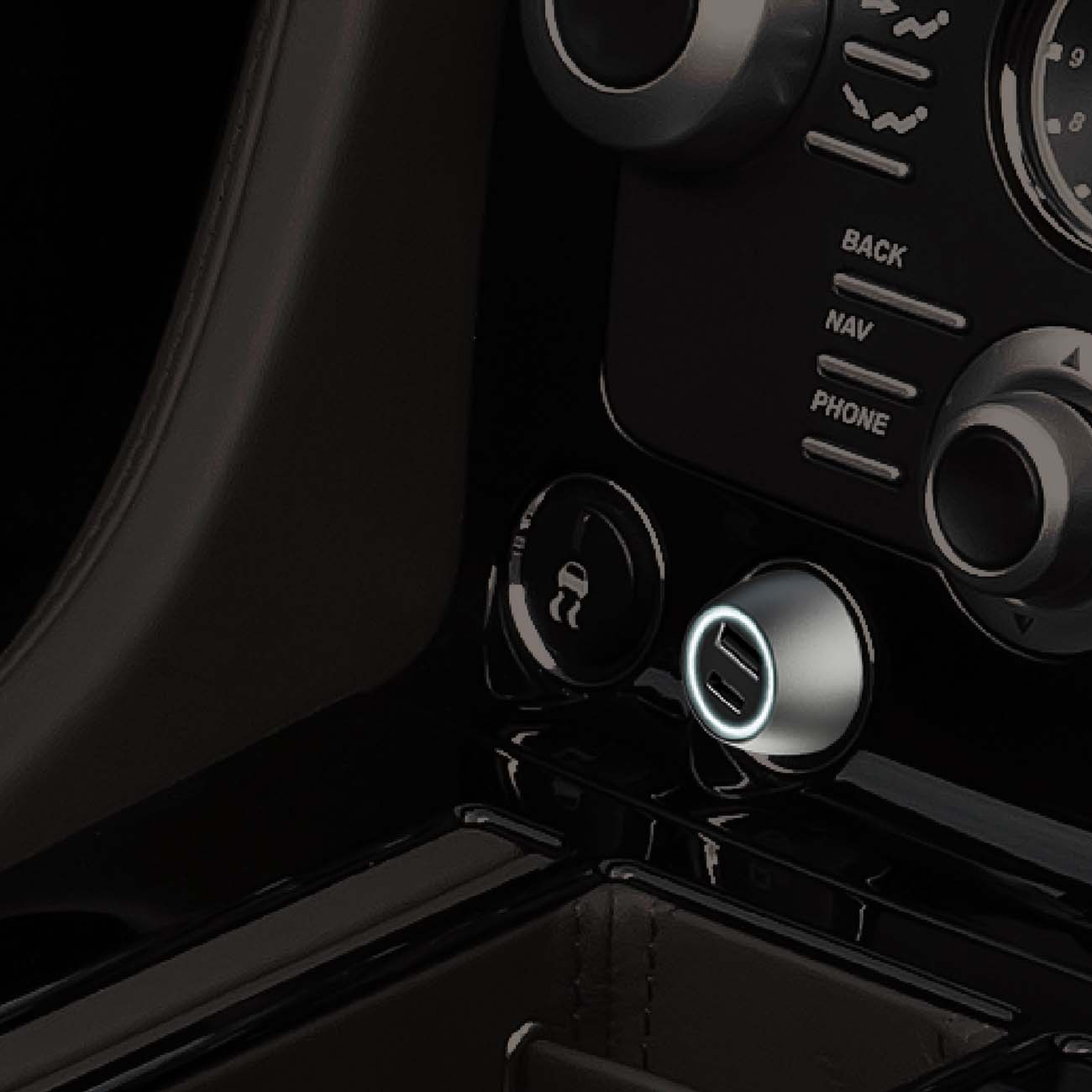 Автомобильное зарядное устройство для Apple InterStep мощность(30W)USBA+USBC +каб. нейлон,1,5м, т-серый