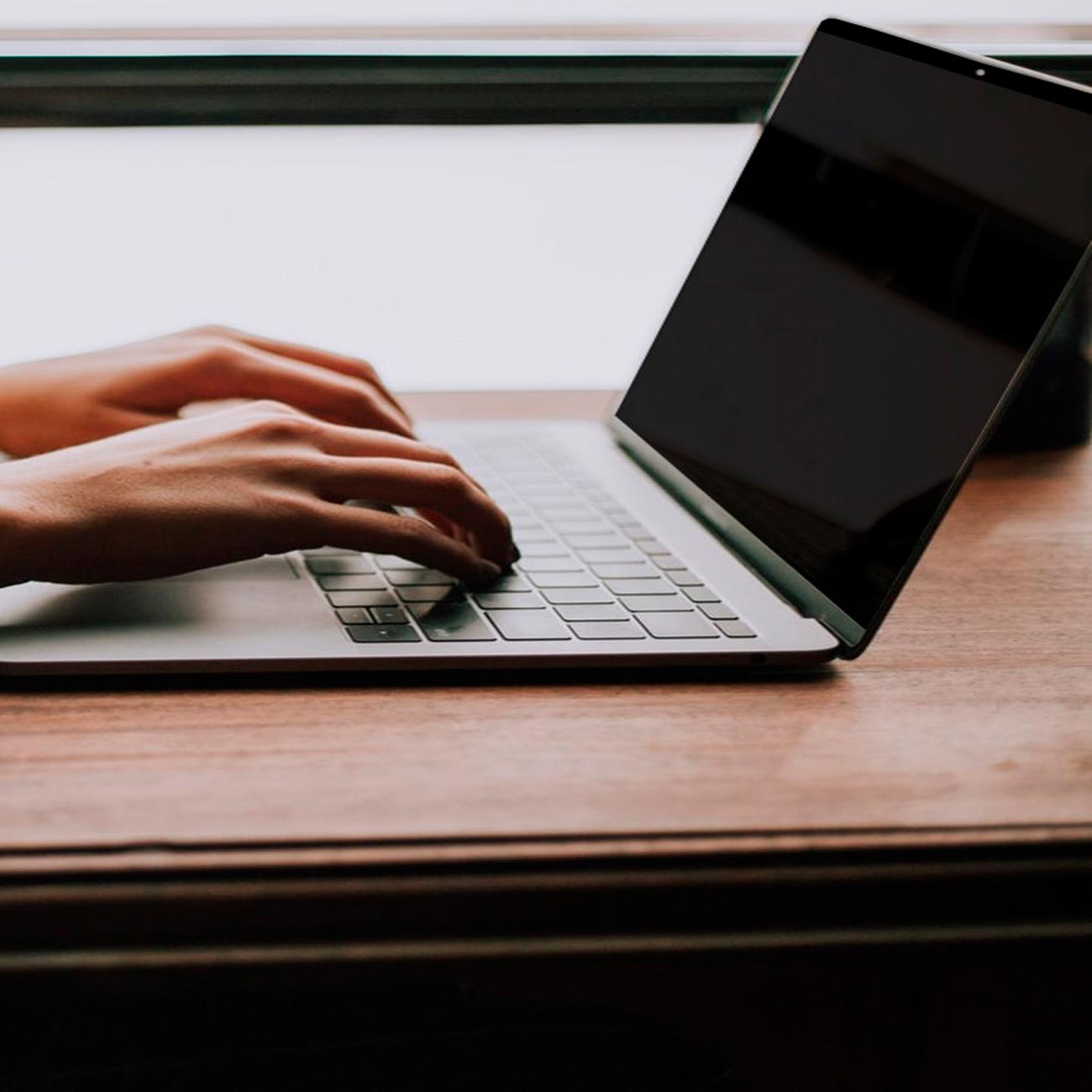 Наклейка Xtrememac Privacy Filter MacBook Air 13 (MBA2-TP13-13)