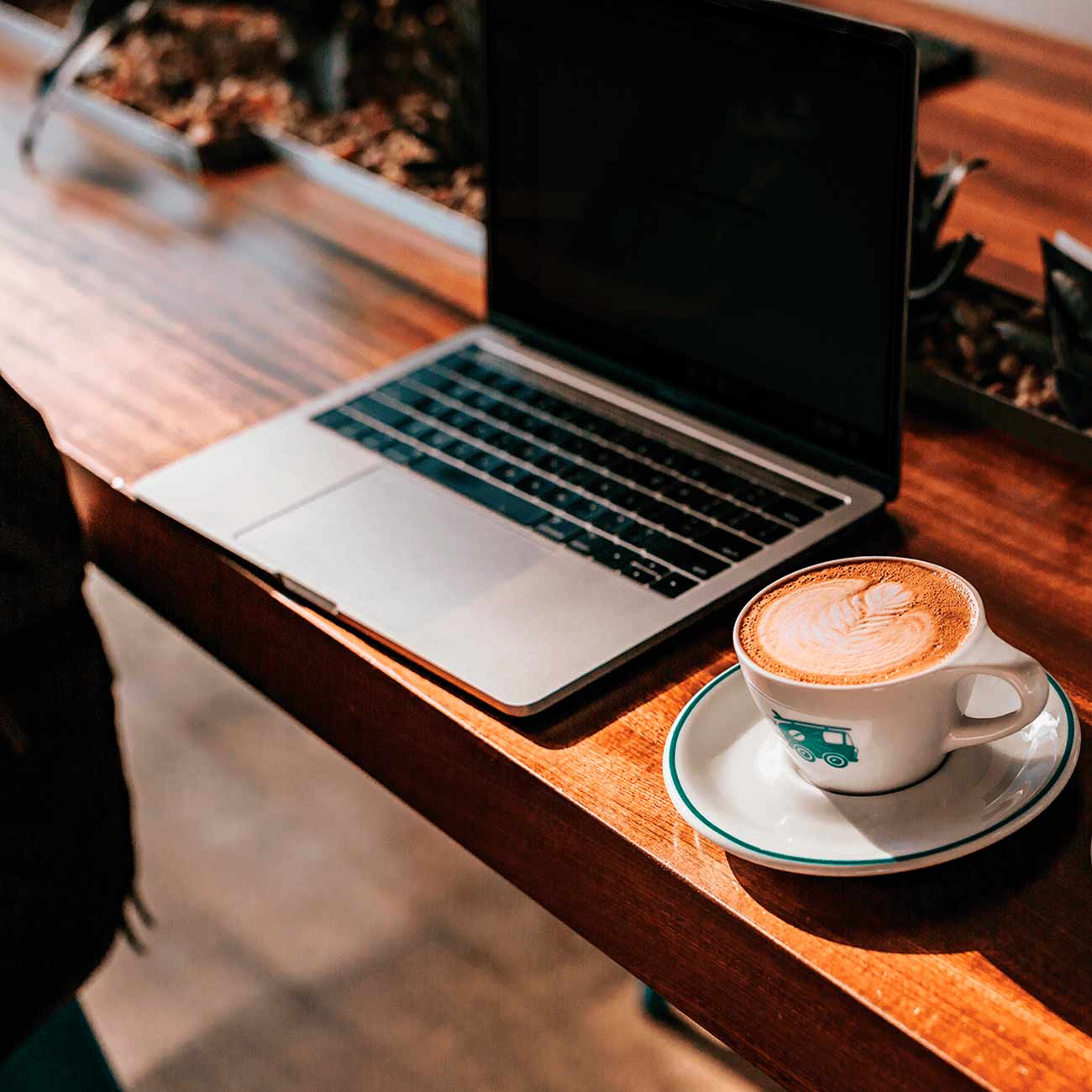 Наклейка Xtrememac Privacy Filter MacBook Air 13 (MBA2-TP13-13)