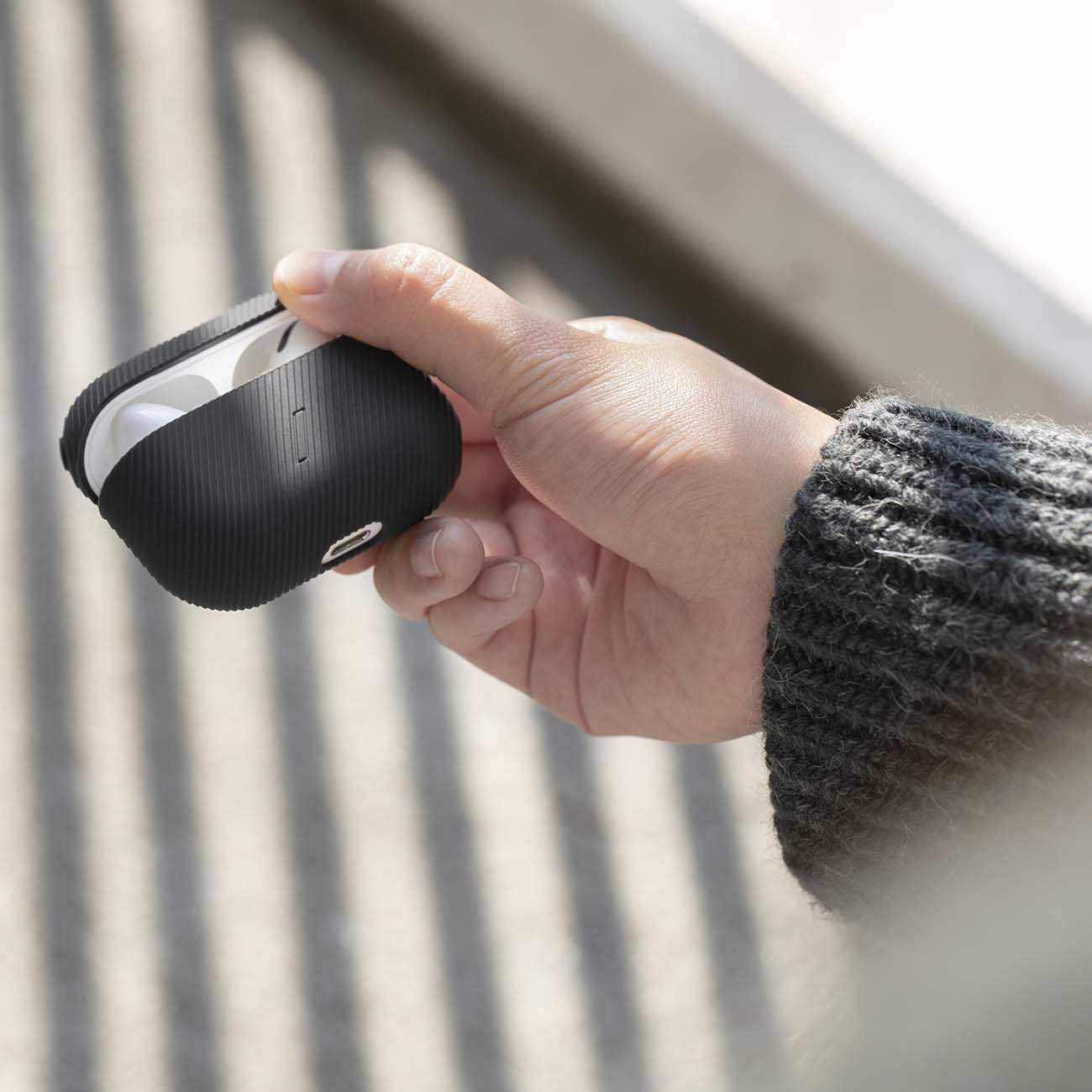 Аксессуар для AirPods Native Union чехол PRO черный (APPRO-CRVE-BLK)