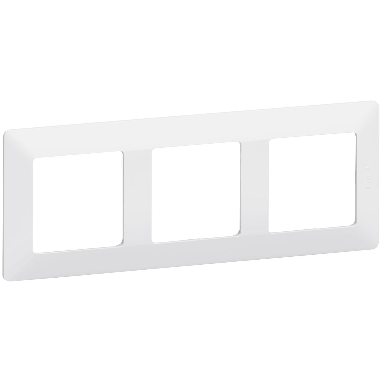 Рамка Legrand Valena LIFE Белая 3-пост. (754003)