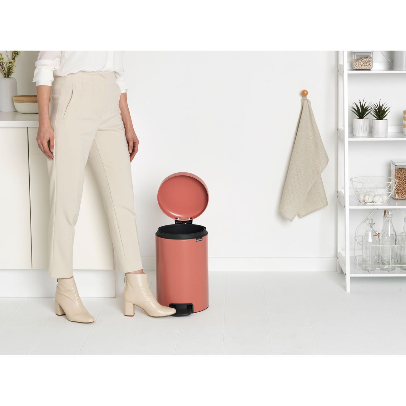 Бак для мусора Brabantia NewIcon 12л (304323)