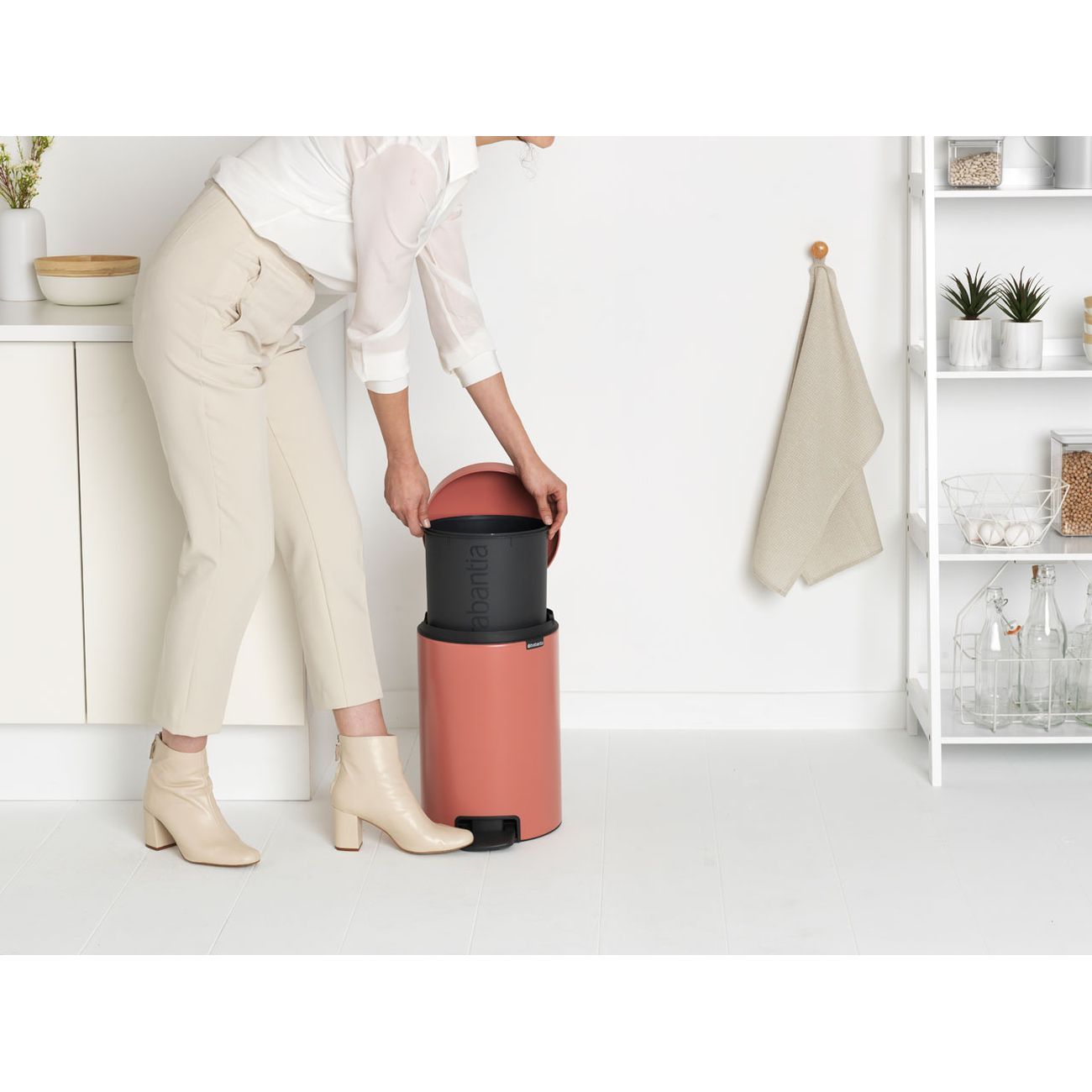 Бак для мусора Brabantia NewIcon 12л (304323)