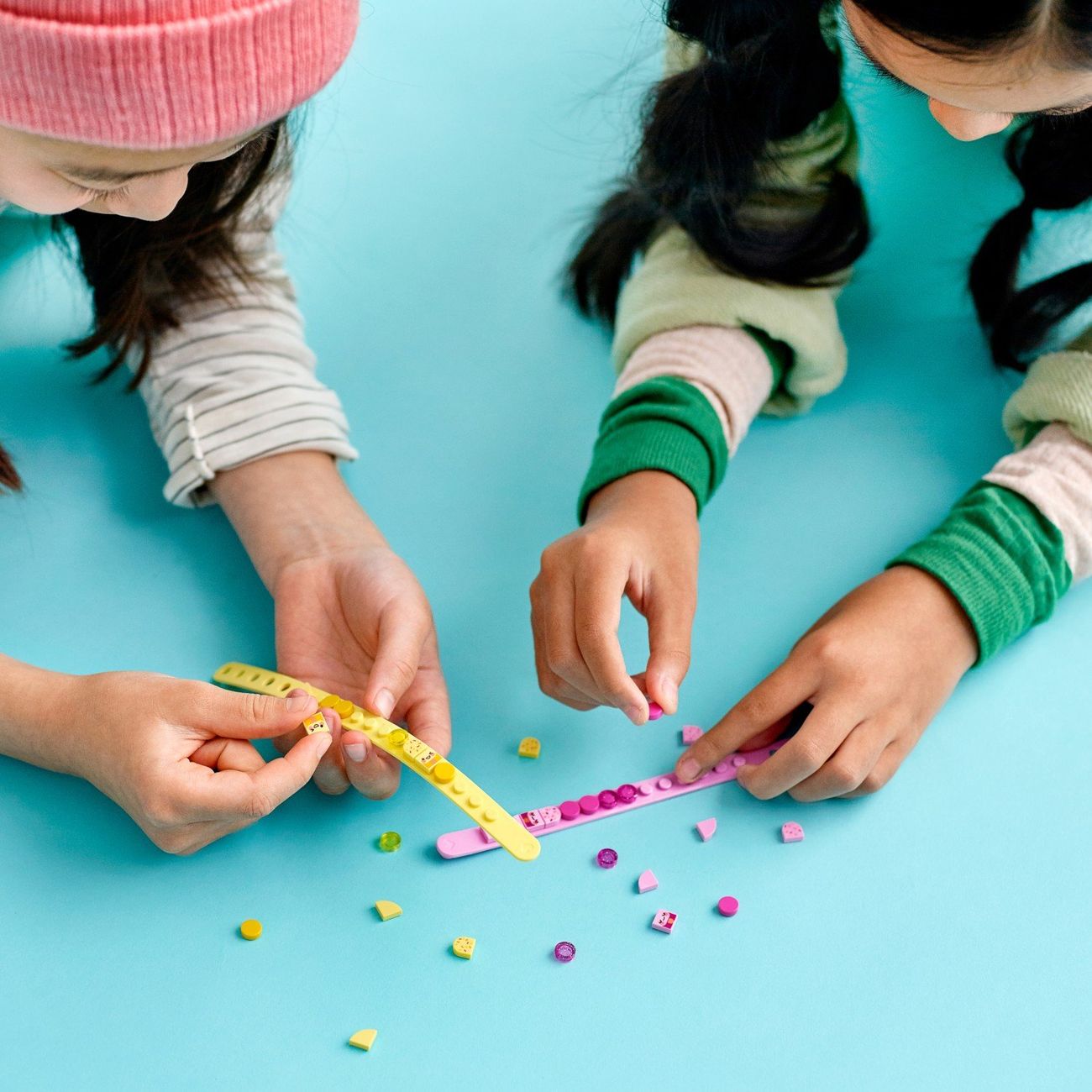 Конструктор детский Lego DOTs Браслет для подружек Мороженое(41910)