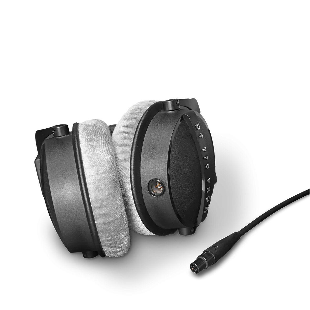 Наушники накладные Beyerdynamic DT 770 PRO X LIMITED EDIT