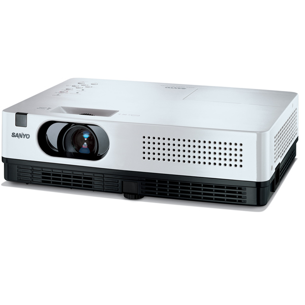 Видеопроектор мультимедийный Sanyo PLC-XW300 белый фото
