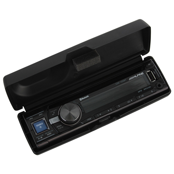 Автомобильная магнитола с CD MP3 Alpine CDE-133BT