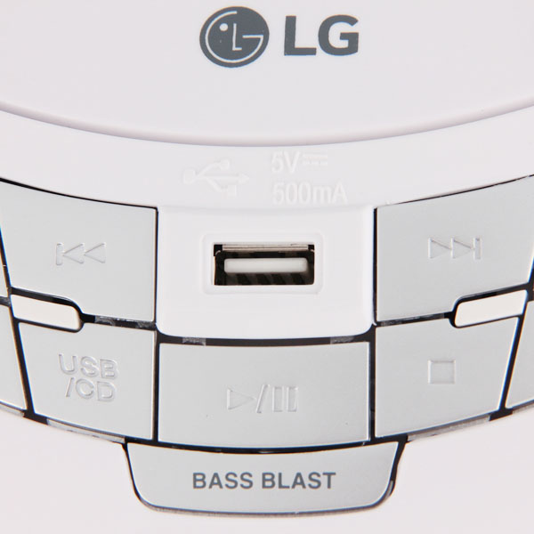 Магнитола LG SB19WT