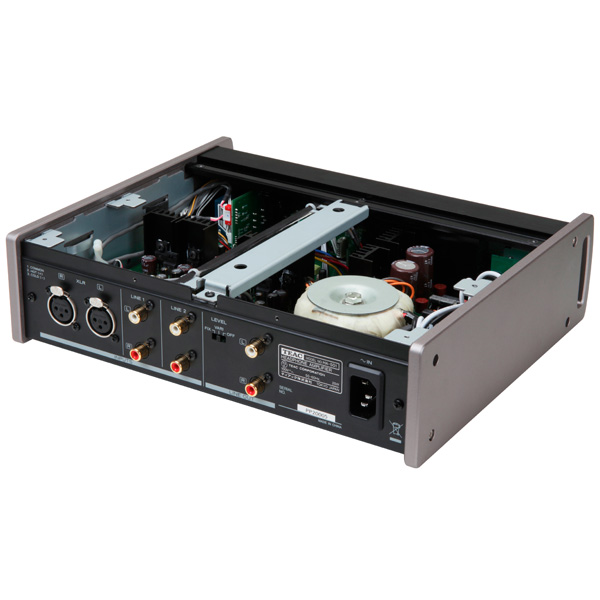 Hi-Fi Усилитель для наушников Teac HA-501 черный