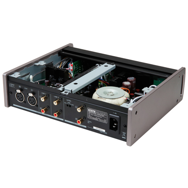 Hi-Fi Усилитель для наушников Teac HA-501 серебристый