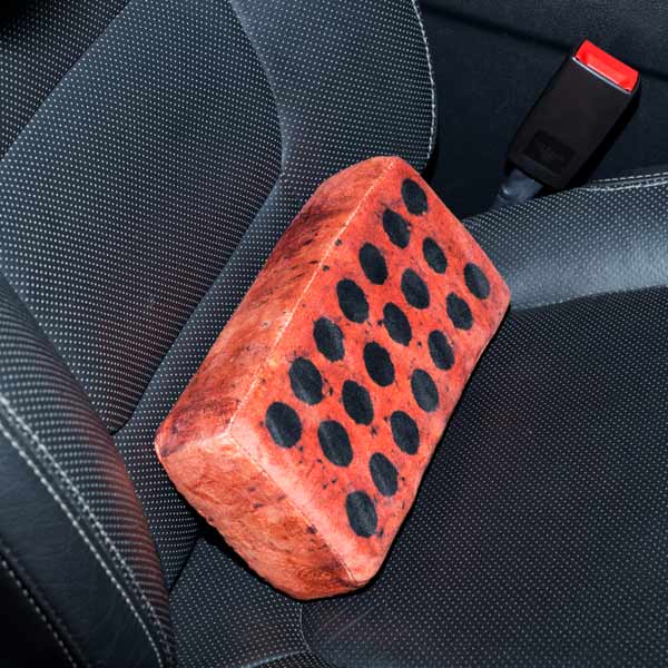 Автомобильная подушка Blast BCP-151 кирпич