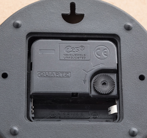 Часы-будильник Innova W09652, дерево, круглые 29см, Brown/синий