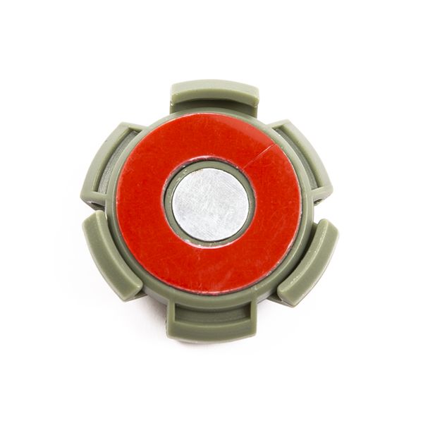 Чехол-магнит для AirTag Red Line пластик зеленый