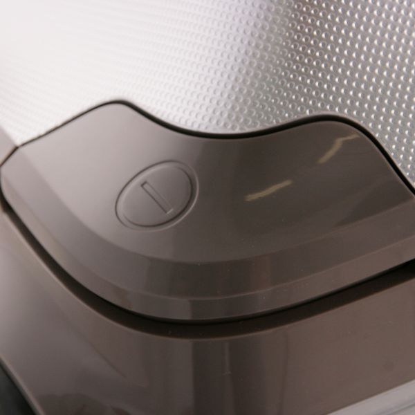 Пылесос с контейнером для пыли AEG ATT7920GM