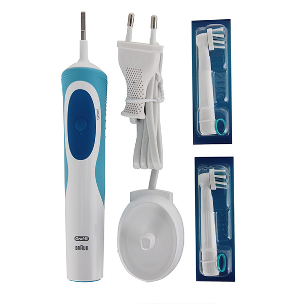 Электрическая зубная щетка Oral-B Vitality Plus D12.523 Cross Action