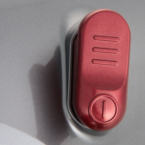 Пылесос с контейнером для пыли Midea MVCC33A5