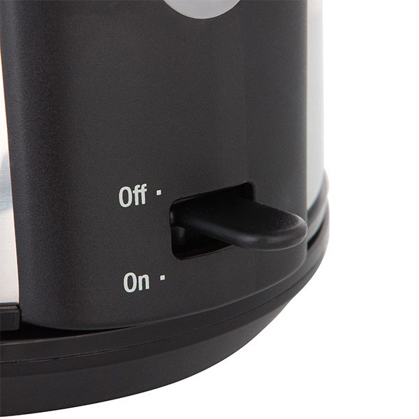 Электрочайник Hotpoint-Ariston WK 22M UP0