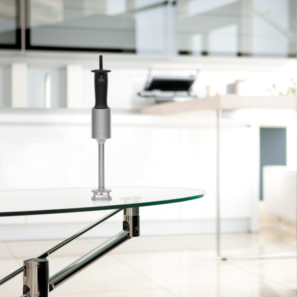 Погружной блендер Bork B781