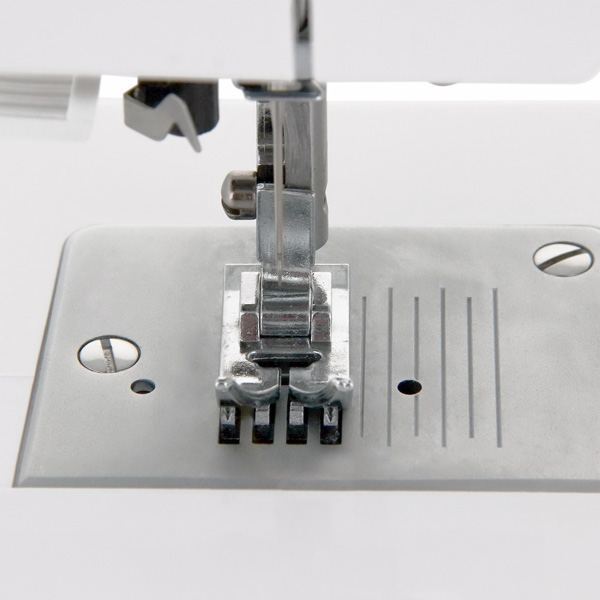 Швейная машина Astralux Spring