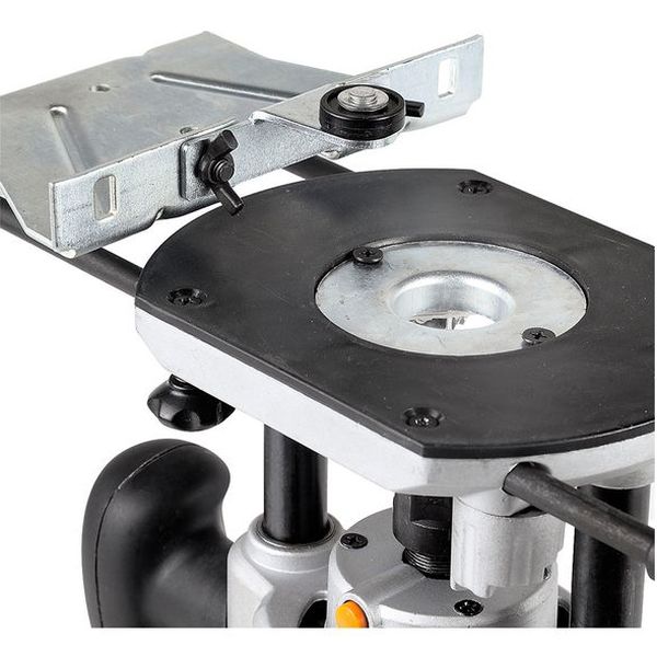 Фрезер Bort BOF-1600N