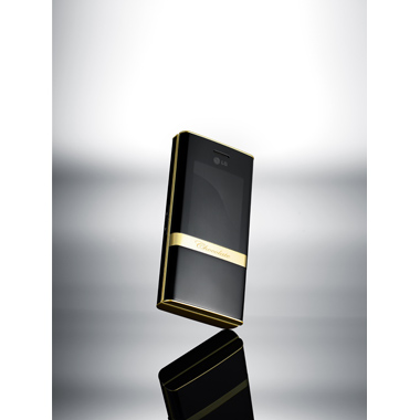 Мобильный телефон LG KE800 золотой