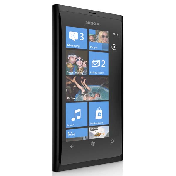 Смартфон Nokia Lumia 800 Matt черный