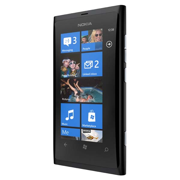 Смартфон Nokia Lumia 800 Matt черный