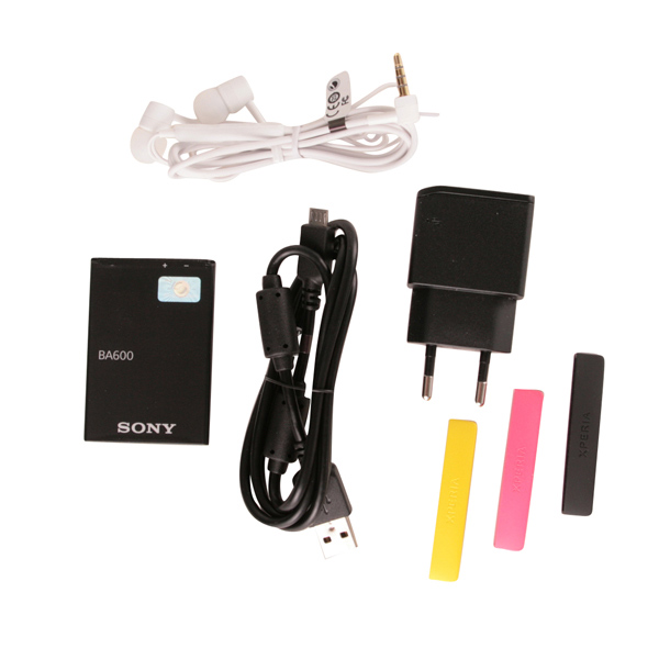 Смартфон Sony XPERIA U ST25i белый