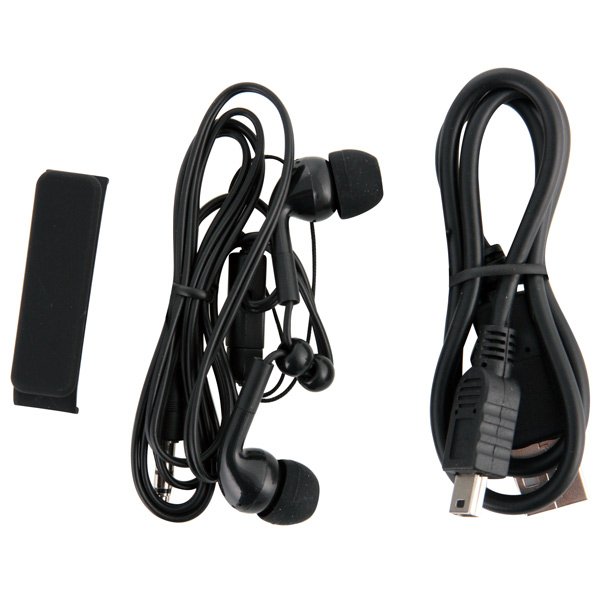 Портативный медиаплеер Qumo BoxonSport 4Gb черный