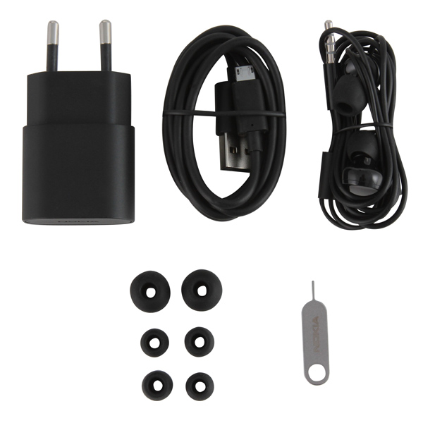 Смартфон Nokia LUMIA 1020 черный