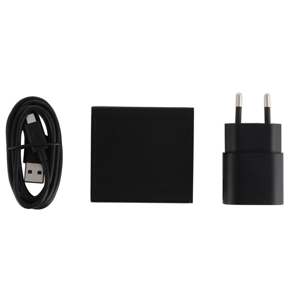 Смартфон Nokia Lumia 830 черный