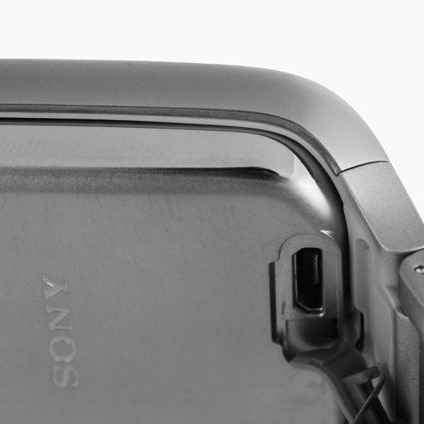 Смарт-часы Sony SmartWatch 3 SWR50 металлический