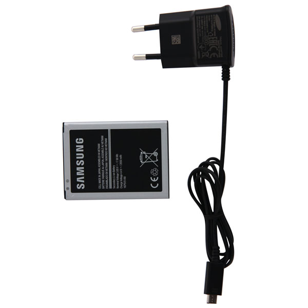 Смартфон Samsung Galaxy J1 (2016) Black (SM-J120F)