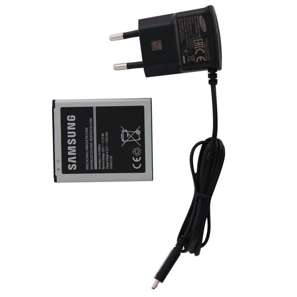 Смартфон Samsung Galaxy J mini DS White (SM-J105H)