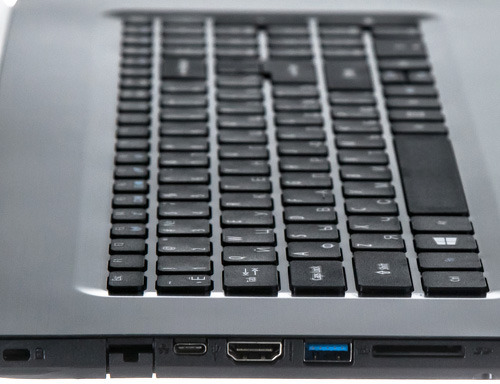 Ноутбук Acer A517-51G-3913