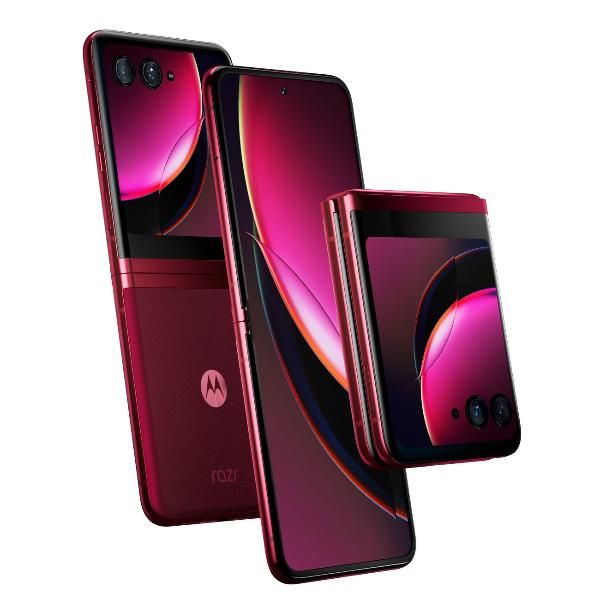 Уцененный смартфон Motorola Razr 40 ULTRA 8/256GB Viva Magenta, отличный