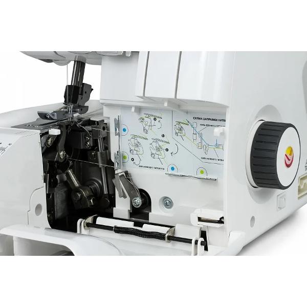 Оверлок Effektiv Triumphator 1700Х зеленый