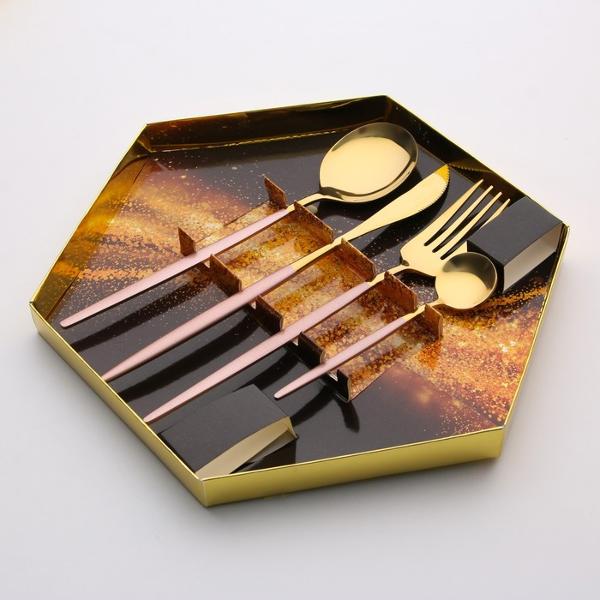 Столовый прибор Семейные традиции Время верить в чудеса 6964025