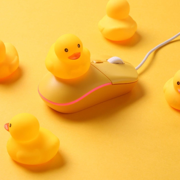 Мышь проводная Dareu LM121 желтый