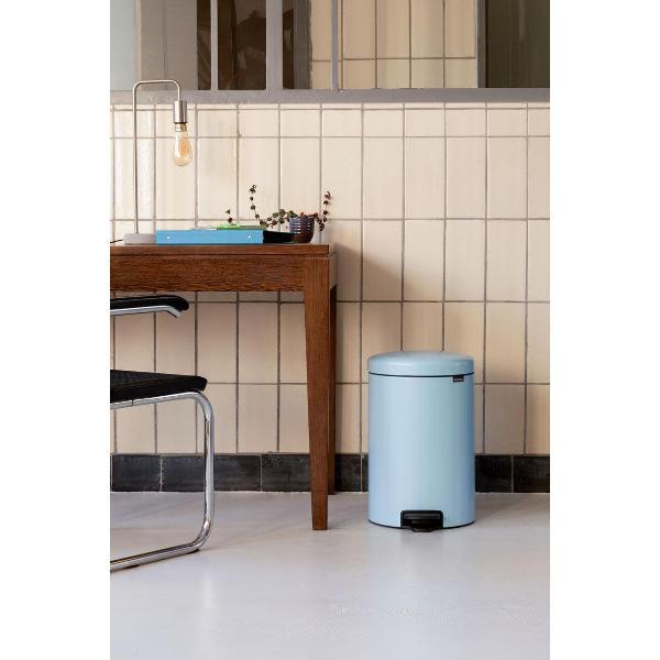 Ведро Brabantia NewIcon с педалью 3л 202582