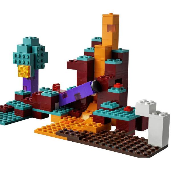 Конструктор Lego Minecraft ''Искажённый лес''