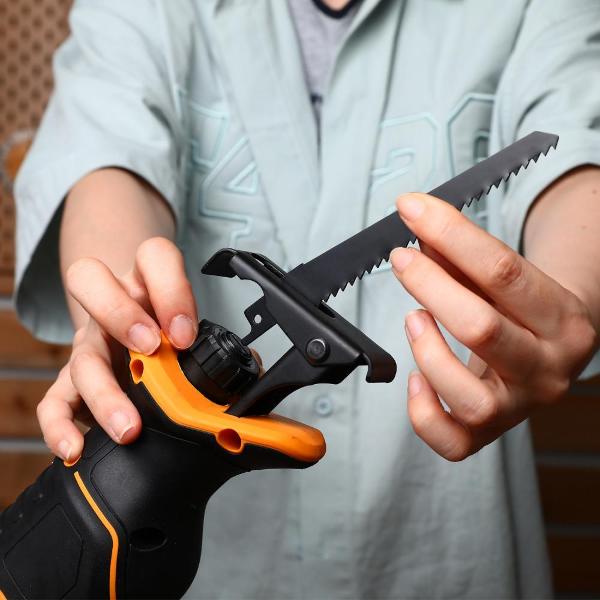 Пила сабельная аккумуляторная DEKO DKRS20 2*2.0Ач