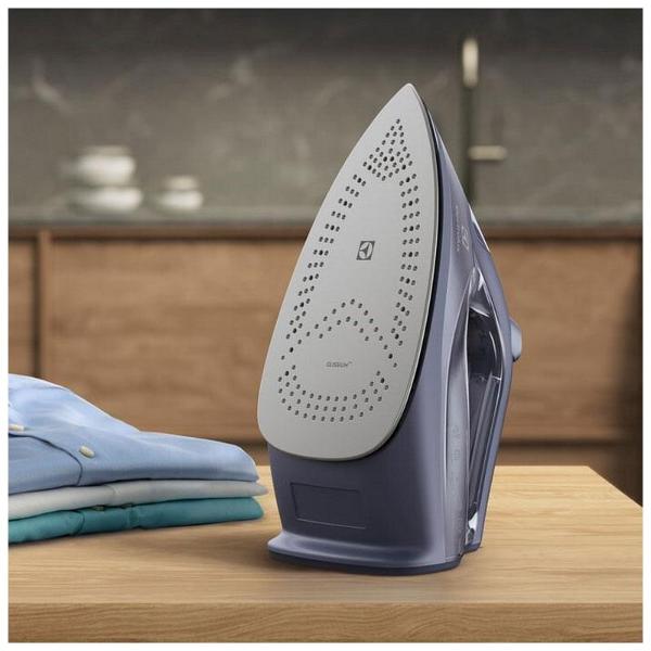 Утюг Electrolux E6SI1-4MN REFINE 600
