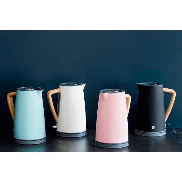 Электрочайник Wilfa WKR-2000 B черный