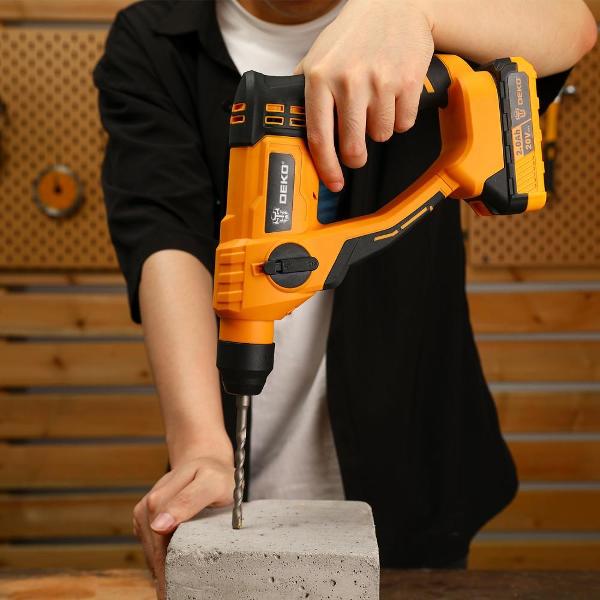Перфоратор DEKO DKCH20
