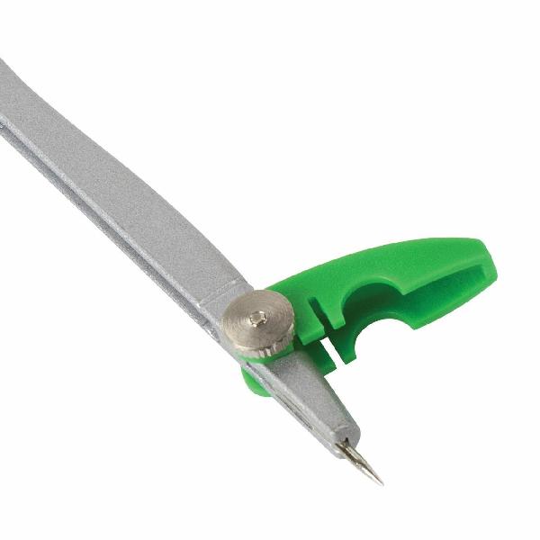 Готовальня Brauberg 210320