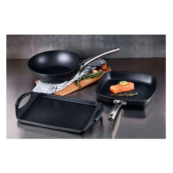 Сковорода гриль Bergner GRILL 28 CM BGMP-3510