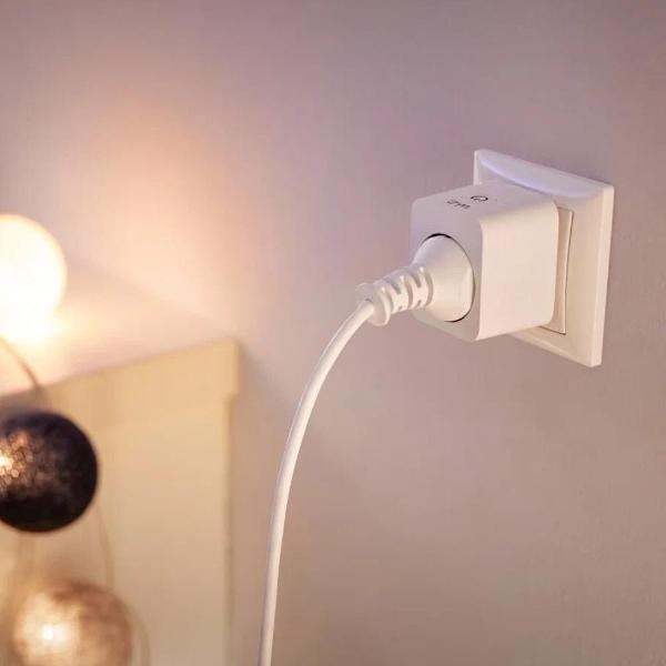 Умная розетка WiZ 929002427101