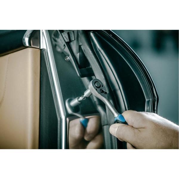 Трещотка Hoegert Technik изогнутая HT1R324