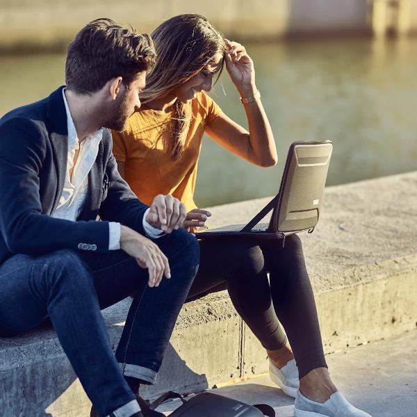 Сумка для ноутбука Thule Gauntlet 4 для MacBook Pro Sleeve синий